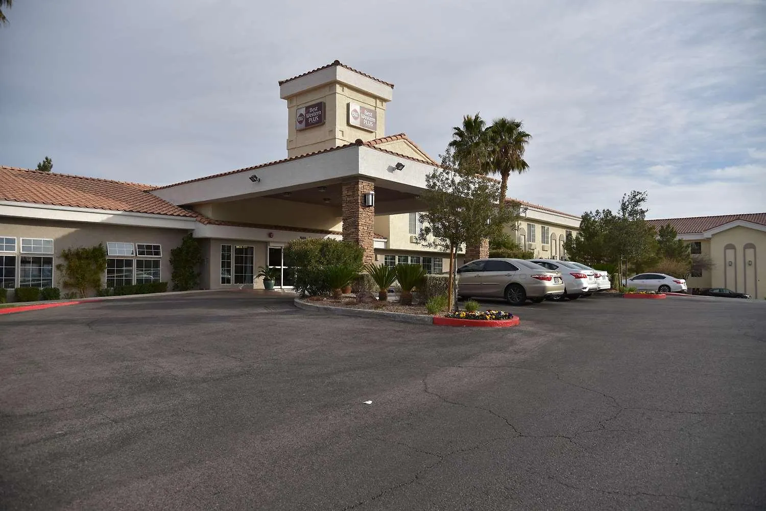 Best Western Plus Las Vegas West Hotel