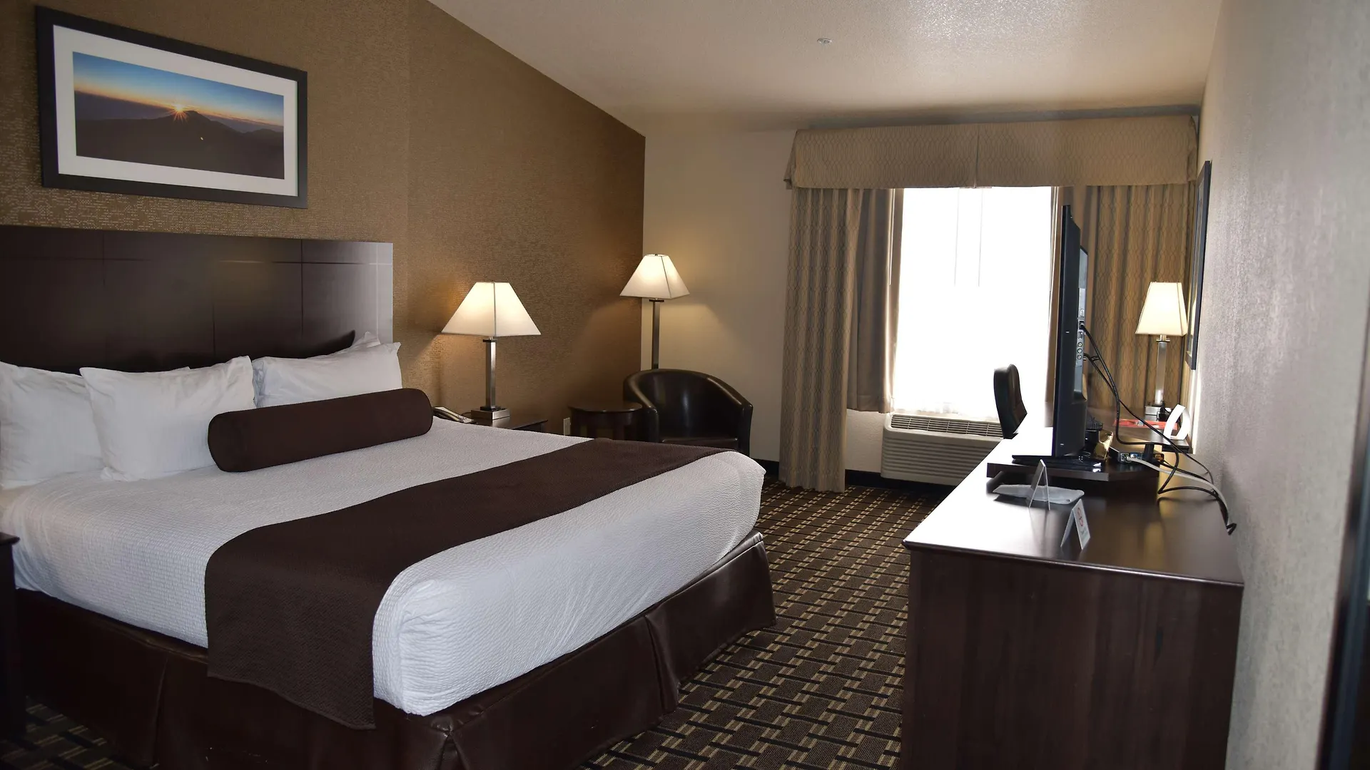 Best Western Plus Las Vegas West Hotel