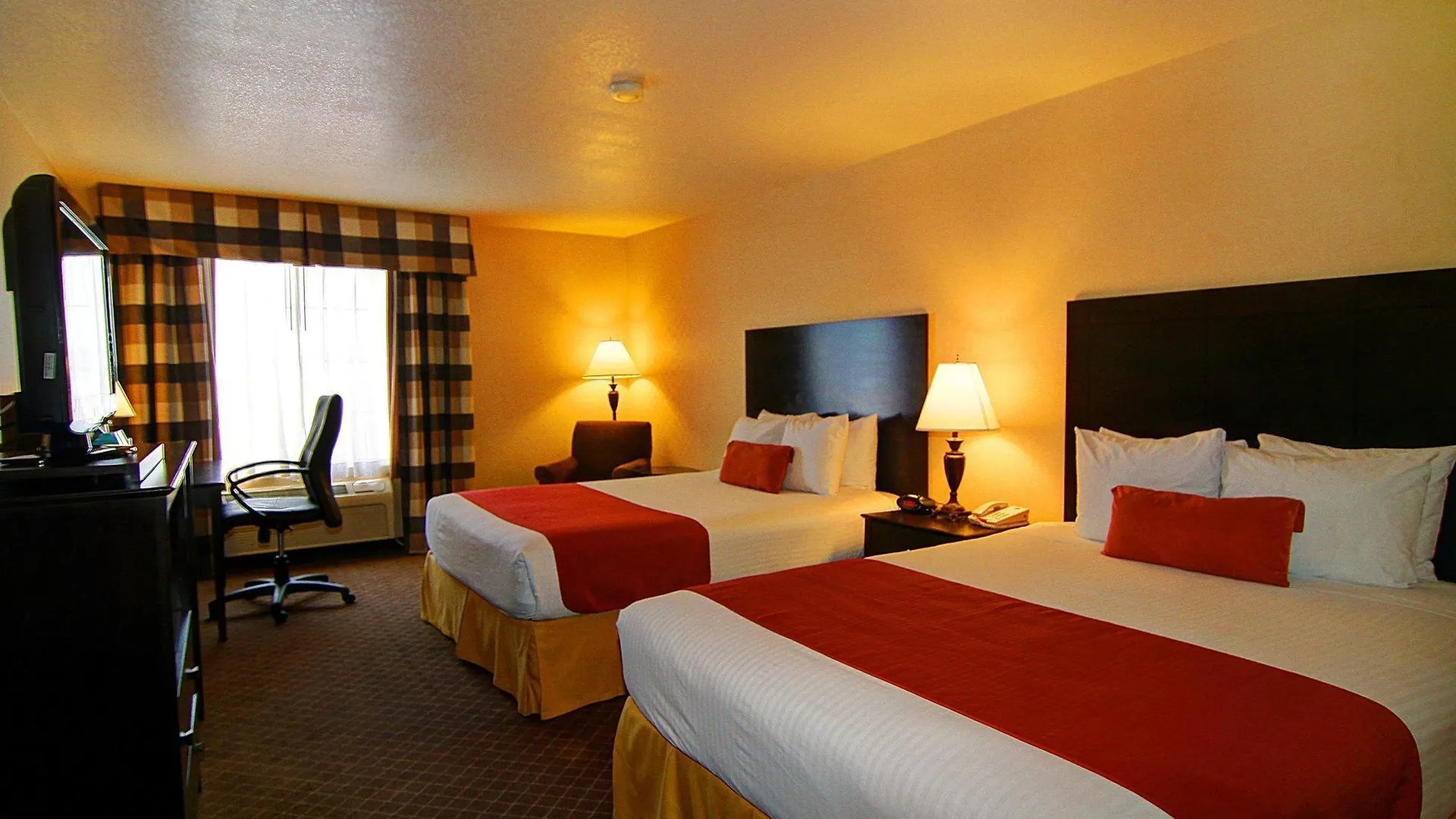 Best Western Plus Las Vegas West Hotel